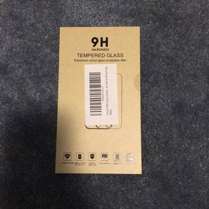 iPhone 6 Plus tempered glass screen protector